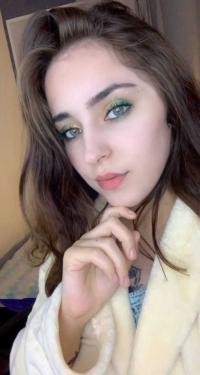 Ольга индивидуалка Санкт-Петербурга у метро Площадь Александра Невского девушки индивидуалки Санкт Петербург